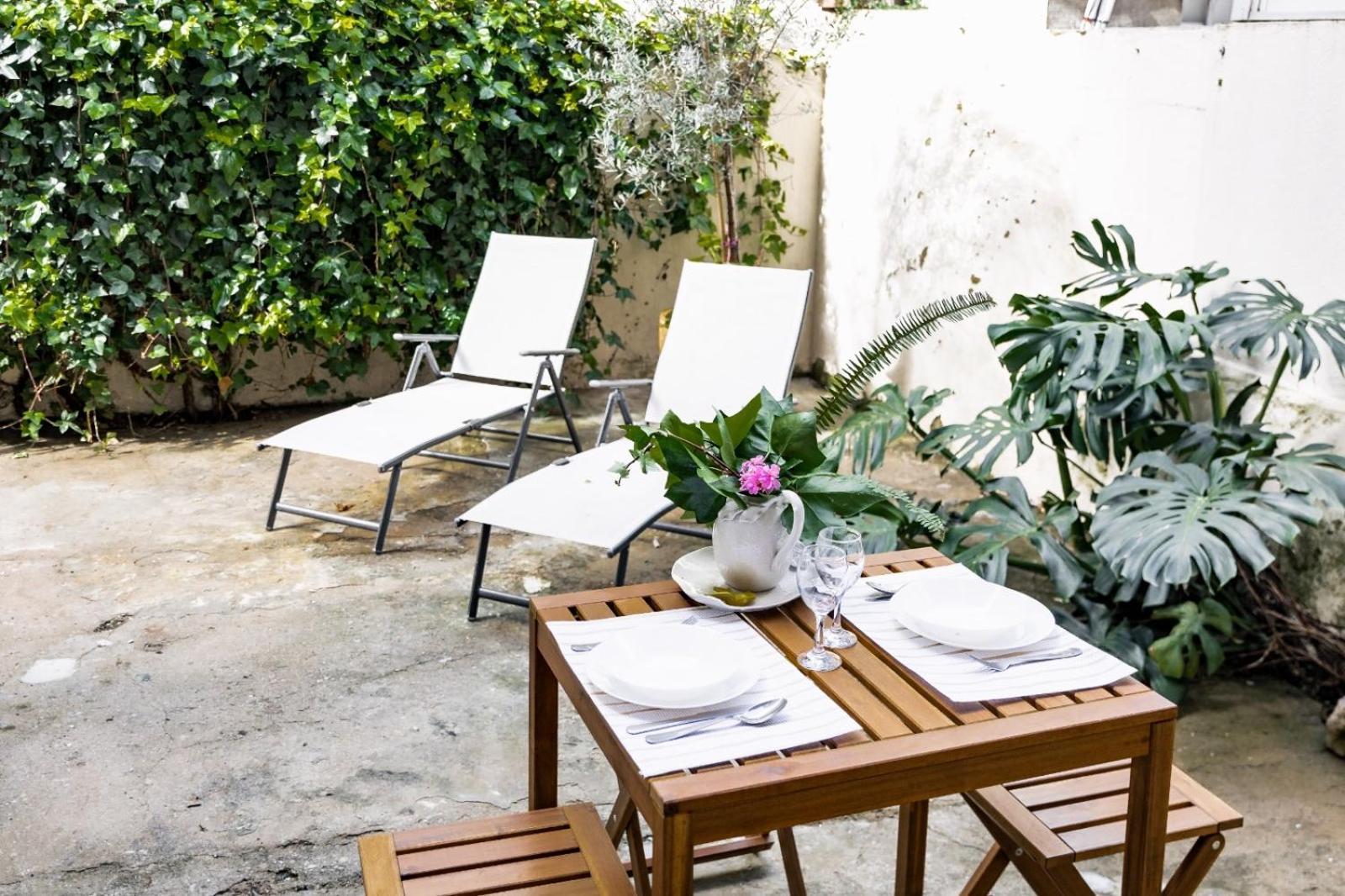 Sunny Patio Apartamento